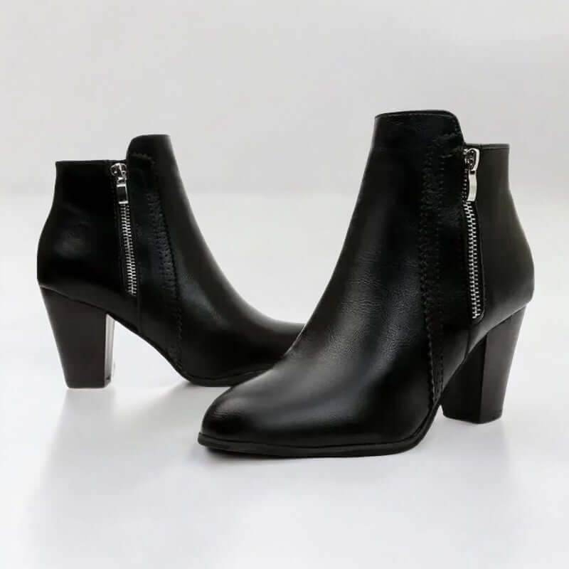 Bota Feminina Cano Curto Couro Thaís