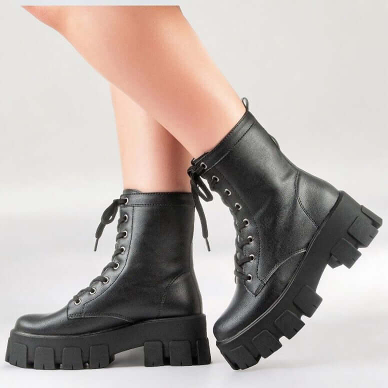 Bota Feminina Plataforma Tratorada Daniela
