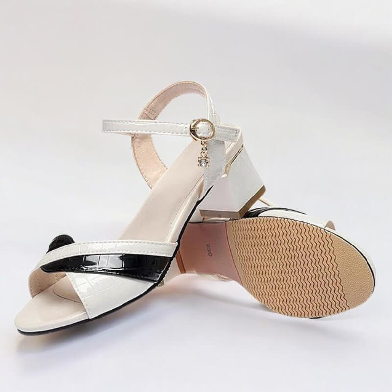 Sandália Feminina Branco de Couro Vivienne