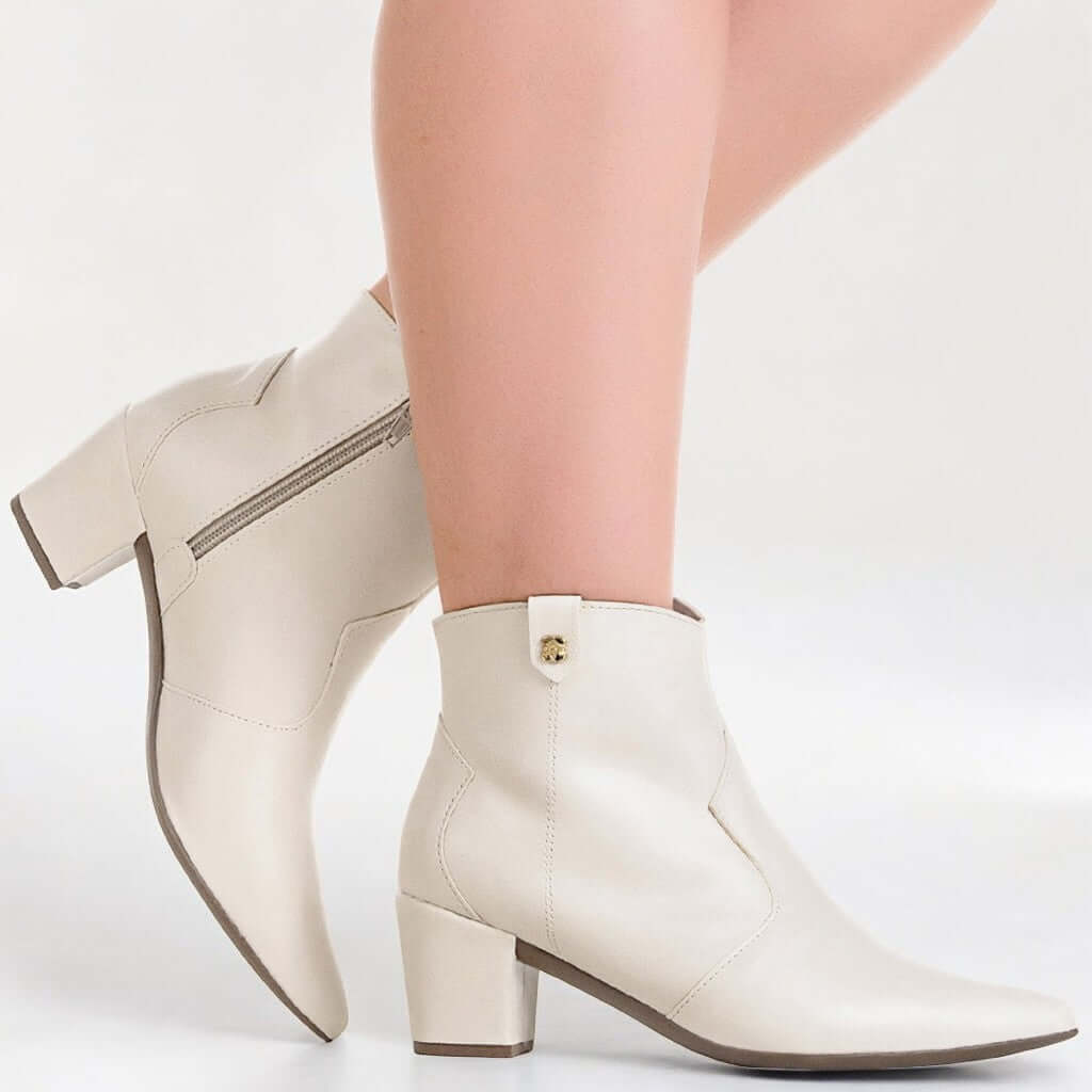 Bota Feminina de Couro Valentina