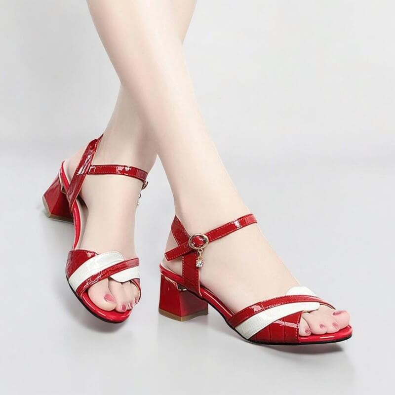 Sandália Feminina de Couro Vivienne