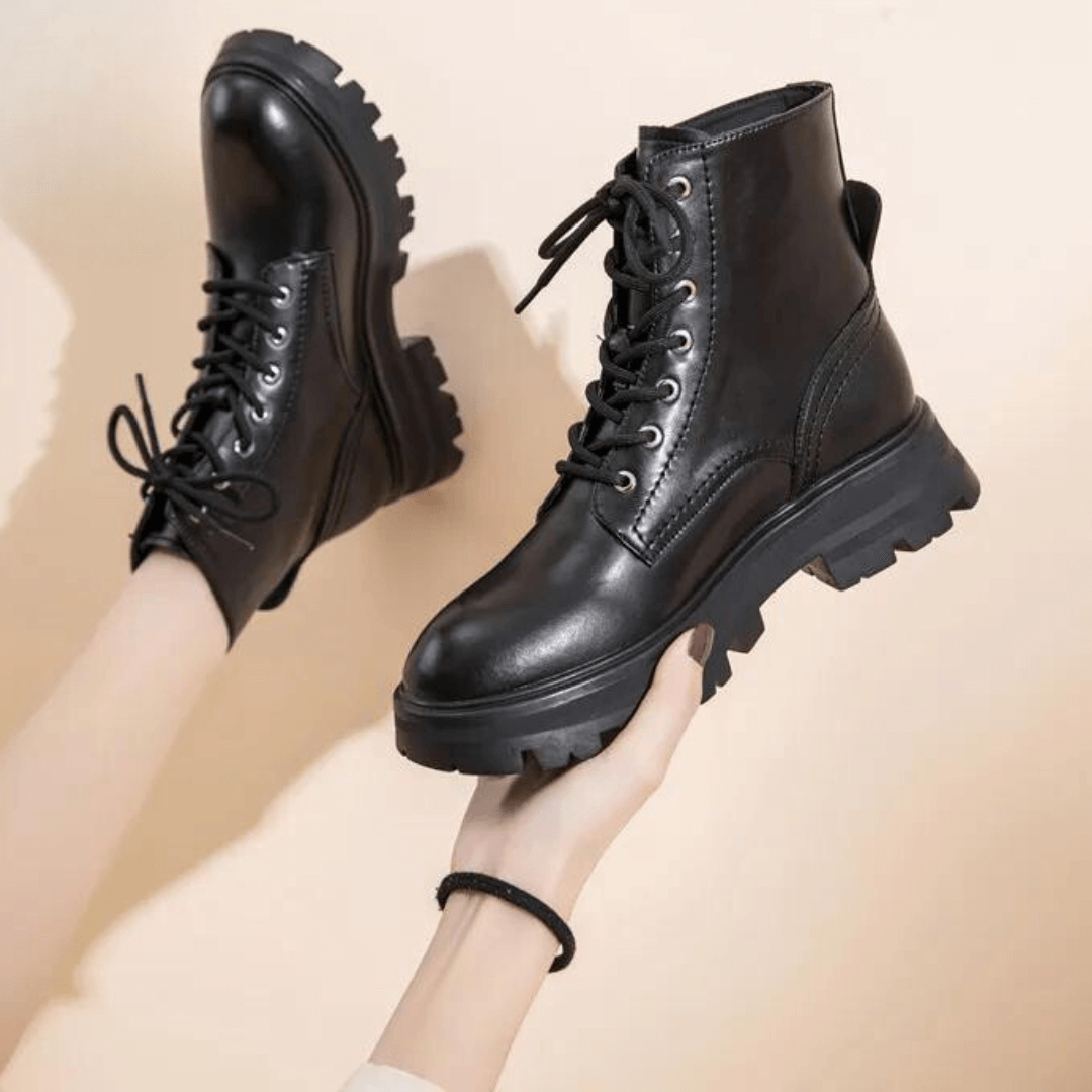 Bota Feminina Cano Curto Tratorada