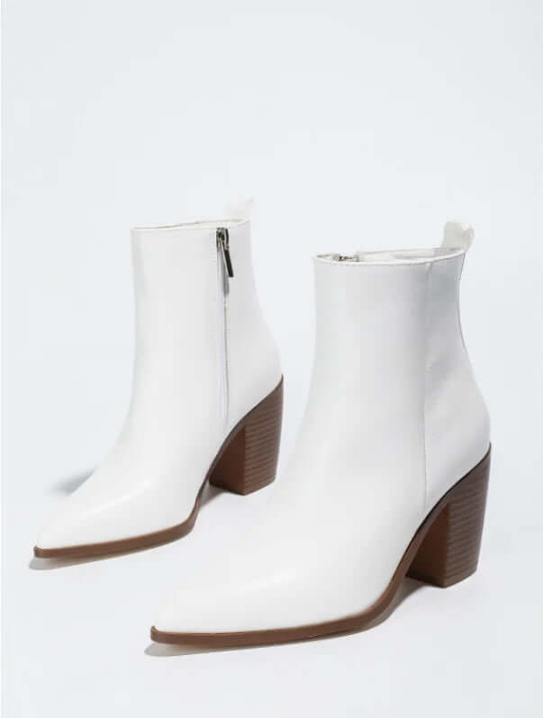 Bota Feminina de Couro Off White