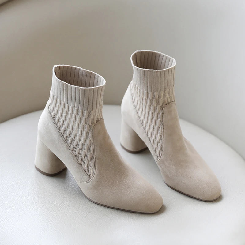 bota feminina salto alto, coturno salto alto, bota cano alto salto baixo, bota feminina cano longo salto baixo, bota salto alto grosso, botas femininas, bota cano curto, bota coturno feminina, bota feminina cano curto, bota dakota,