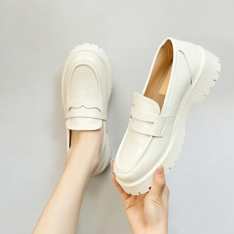 Mocassim Feminino Tratorado Branco Jullieta