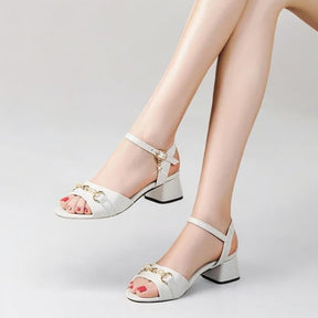 Sandália Feminina de Couro Branco Helena