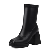 Bota Feminina de Couro Preto Clarice