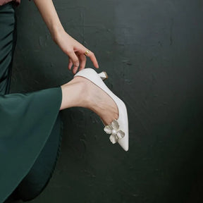 Scarpin Branco Fosco Salto 6cm Roberta