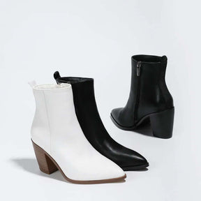 Bota Feminina de Couro Off White
